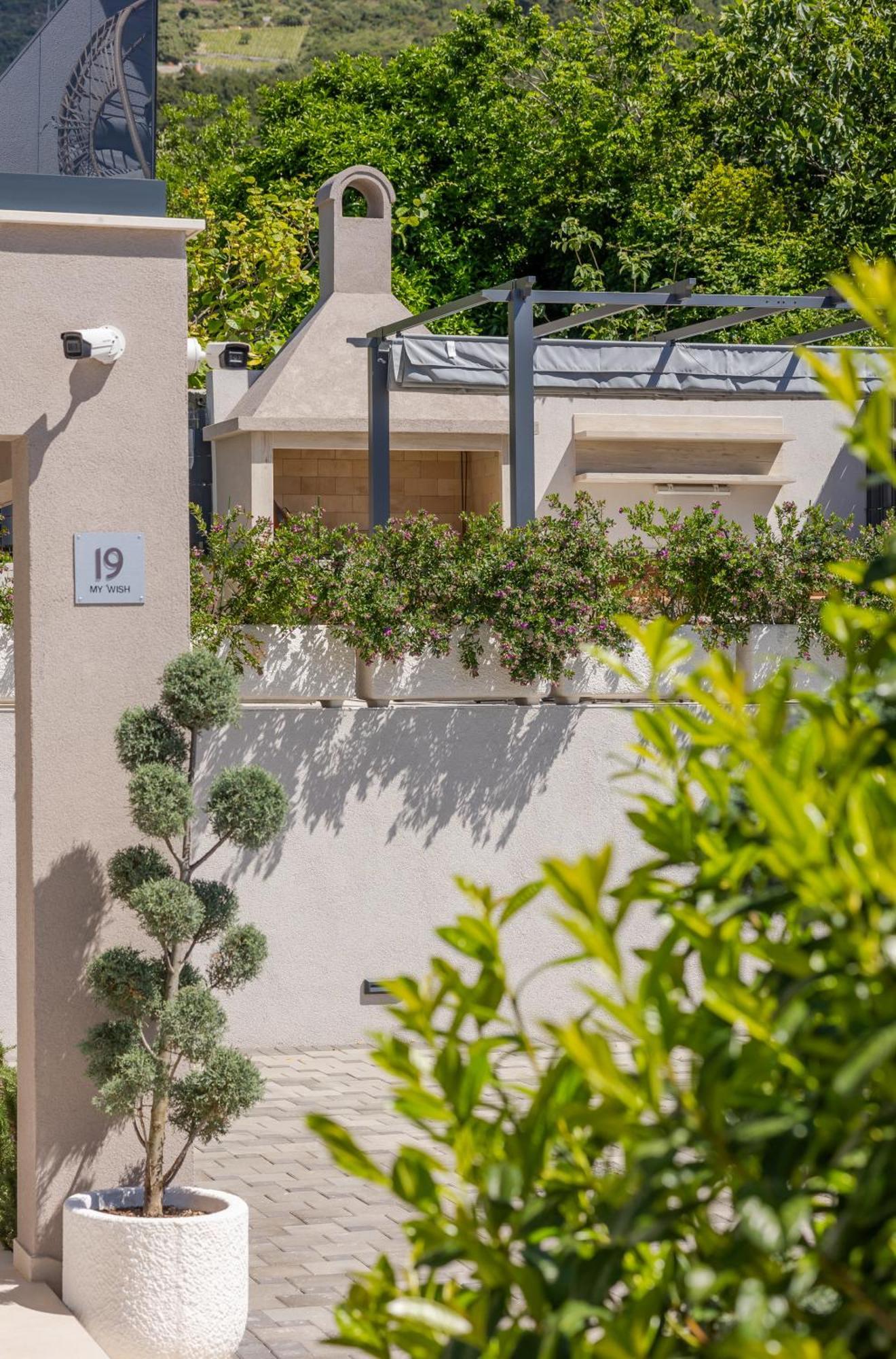 Luxury Villa My Wish With Pool Kastel Stari Bagian luar foto